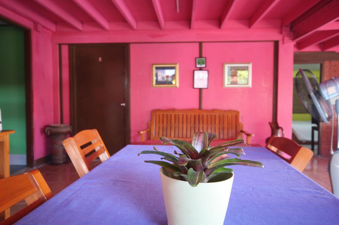 Baan Bua Homestay Chiang Rai Esterno foto