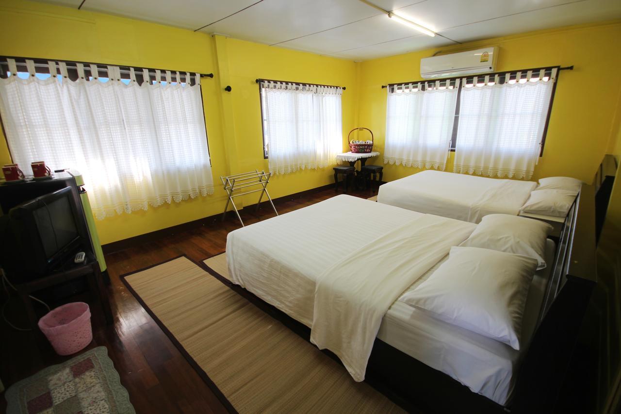 Baan Bua Homestay Chiang Rai Esterno foto